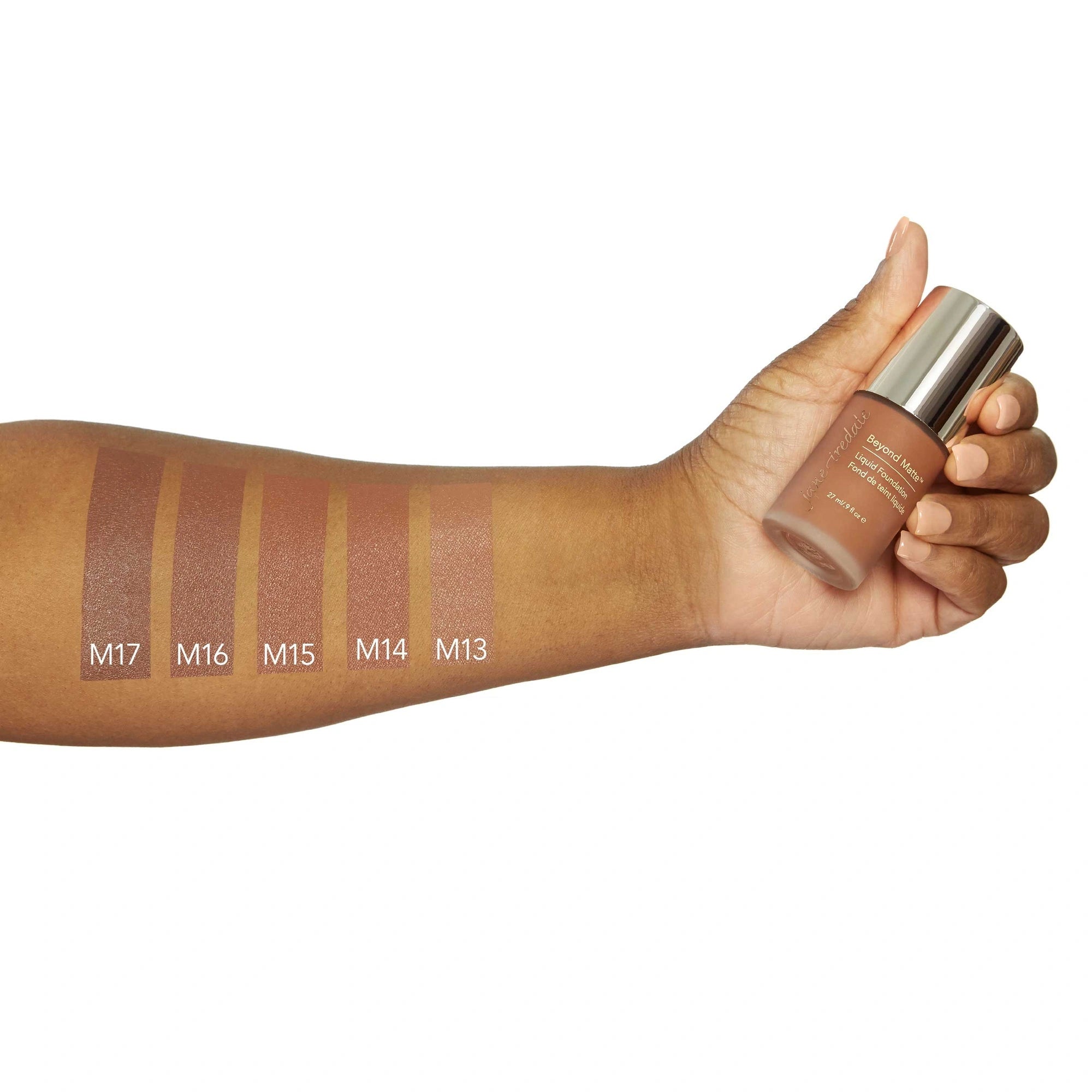 Jane Iredale Beyond Matte Liquid Foundation M15 27ml geswatcht op arm met andere tinten voor kleurreferentie
