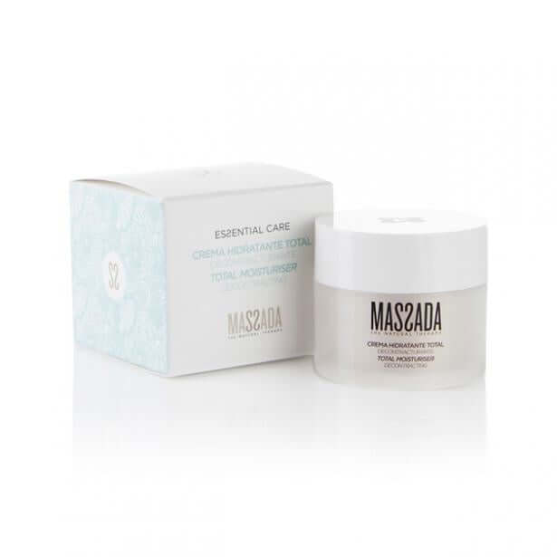 Massada - Total Moisturiser Cream 50ml in een stijlvolle verpakking, hydraterende crème voor een gehydrateerde huid.