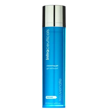 Intraceuticals Rejuvenate Cleansing Gel 50ml in een stijlvolle blauwe fles voor effectieve huidreiniging.