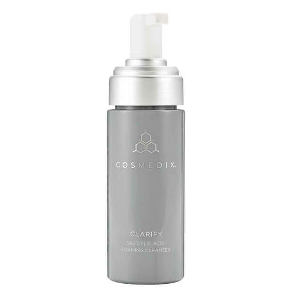 Cosmedix Clarify Salicylic Acid Foaming Cleanser 145ml luxe reinigingsschuim voor onzuivere huid in elegante verpakking.