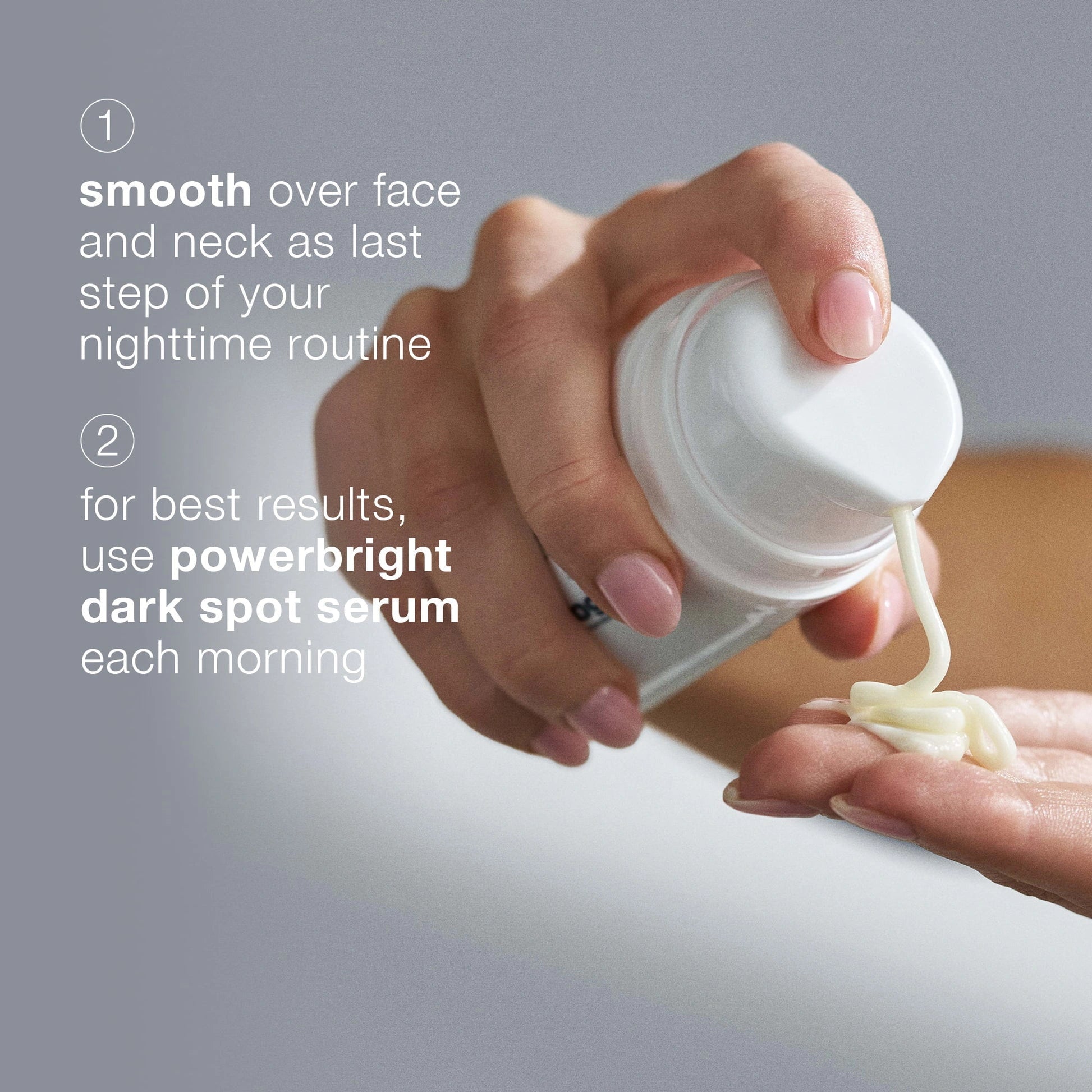Dermalogica PowerBright Overnight Cream 50ml aangebracht op hand voor een effectieve nachtverzorging tegen pigmentvlekken.