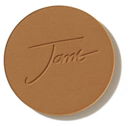 Jane Iredale - PurePressed® Base SPF15 Refill - Cognac 9.9g close-up van de duurzame, lichtgewicht foundation met een natuurlijke matte finish.